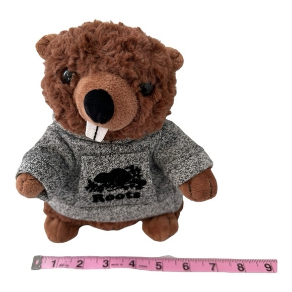 Roots Buddy The Beaver Stuffie - Picture 8 of 9